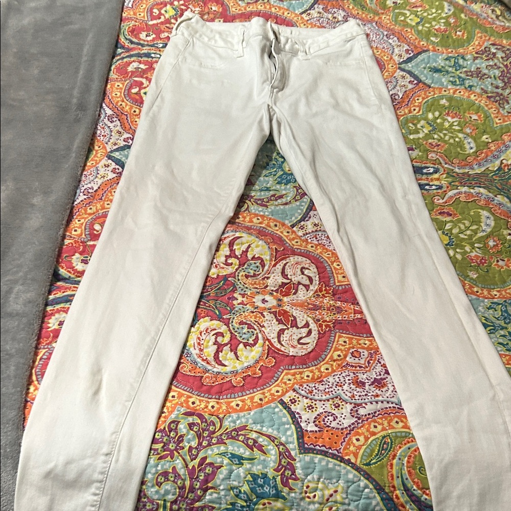American Eagle Outfitters White Jeans